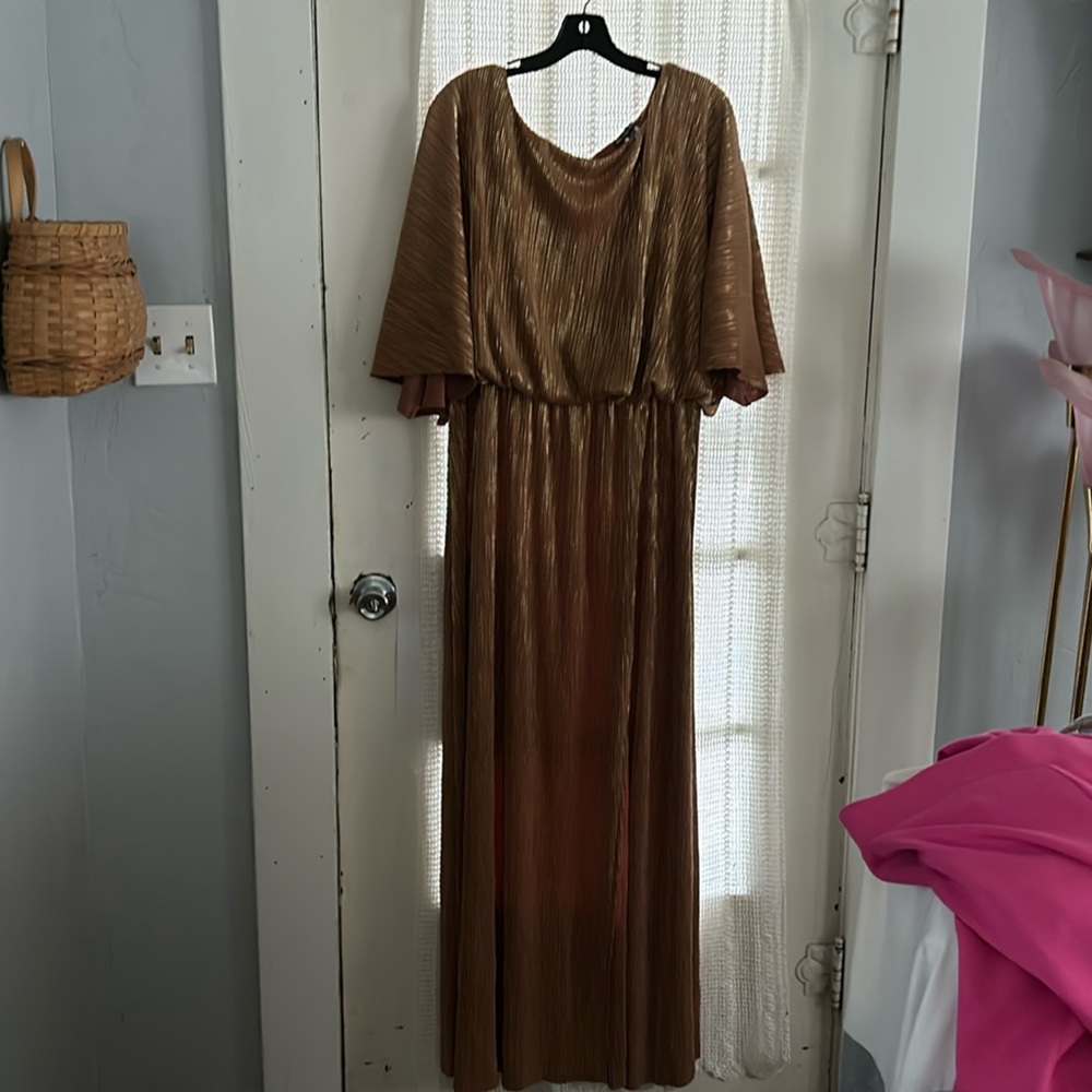 See-N-Be-Seen.  Bronze Metallic Maxi - Size 2XL